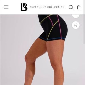 Buffbunny Wave Short-Onyx Black